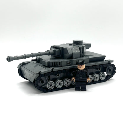 Exclusive German Tank Commander Minifigure Bundle | Panzer IV Ausf. F2