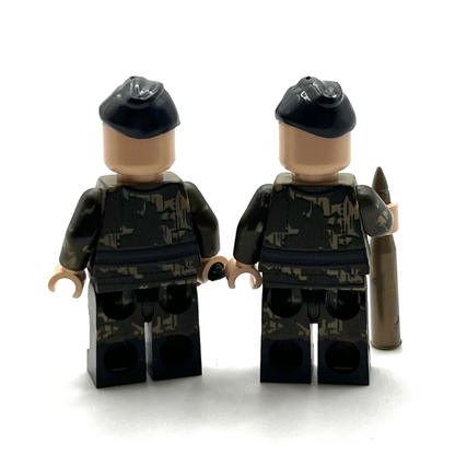 Exclusive Splinter Camo Tankcrew Minifigure Bundle | Tiger I Ausf. E