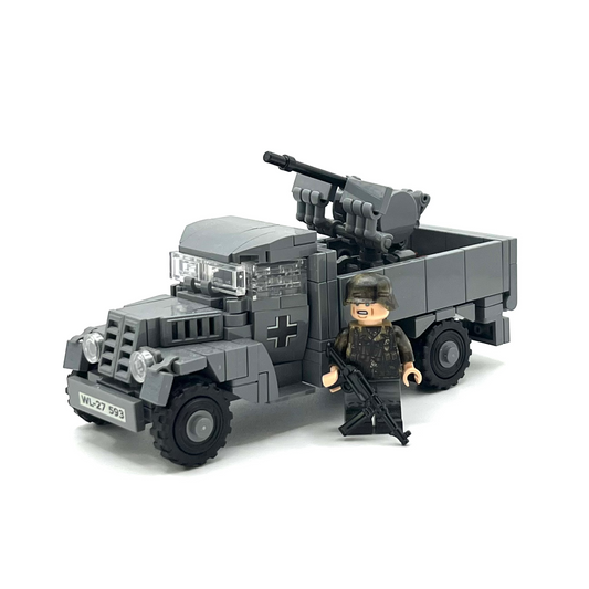 Exclusive Binoculars Swamp Camo Minifigure Bundle  | Blitz Truck 2cm Flak 38